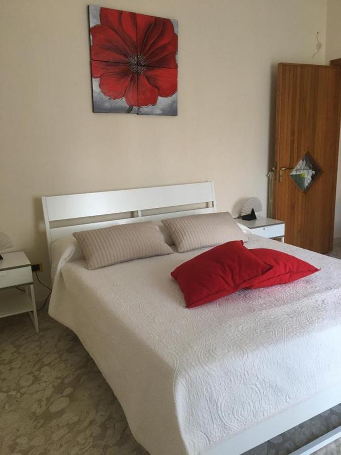Paestum Rosae Panzió Kültér fotó